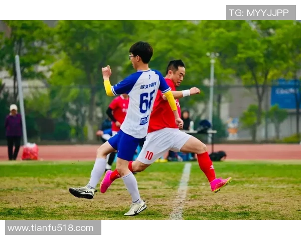 高考结束后我模仿足球明星的精彩瞬间与成长故事分享