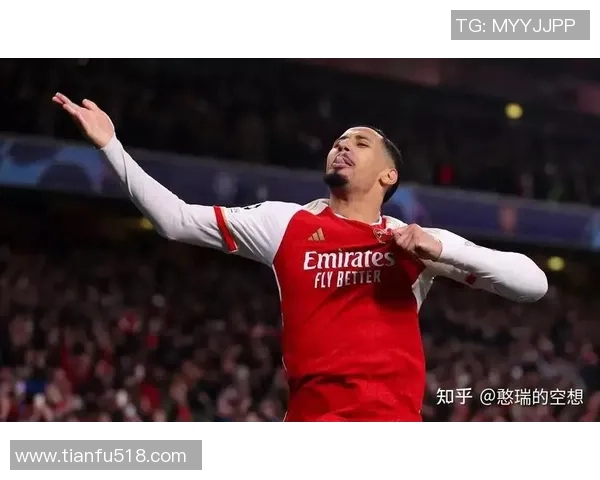 后卫足球明星高清截图集锦展现顶级防守技巧与风采 后卫足球明星高清截图集锦展现顶级防守技巧与风采