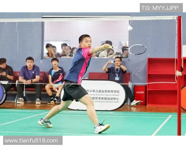 成都羽毛球队荣登羽毛球节奏排行榜第七名展现出色竞技实力 成都羽毛球队荣登羽毛球节奏排行榜第七名展现出色竞技实力